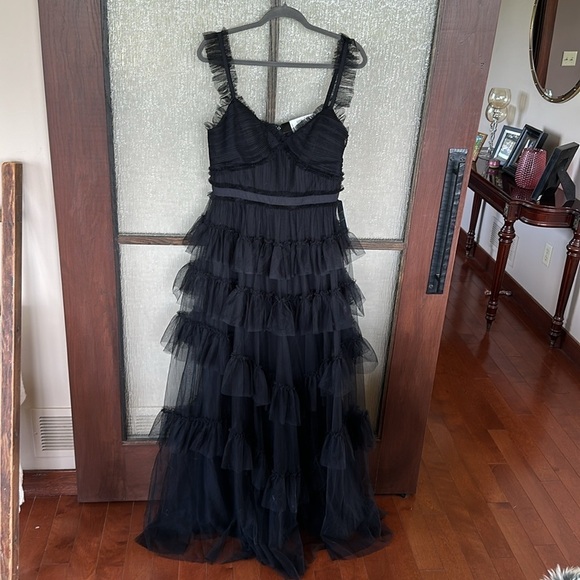 Betsy & Adam Women's Ruffled Tiered Gown size 12 new with tags - Picture 5 of 11